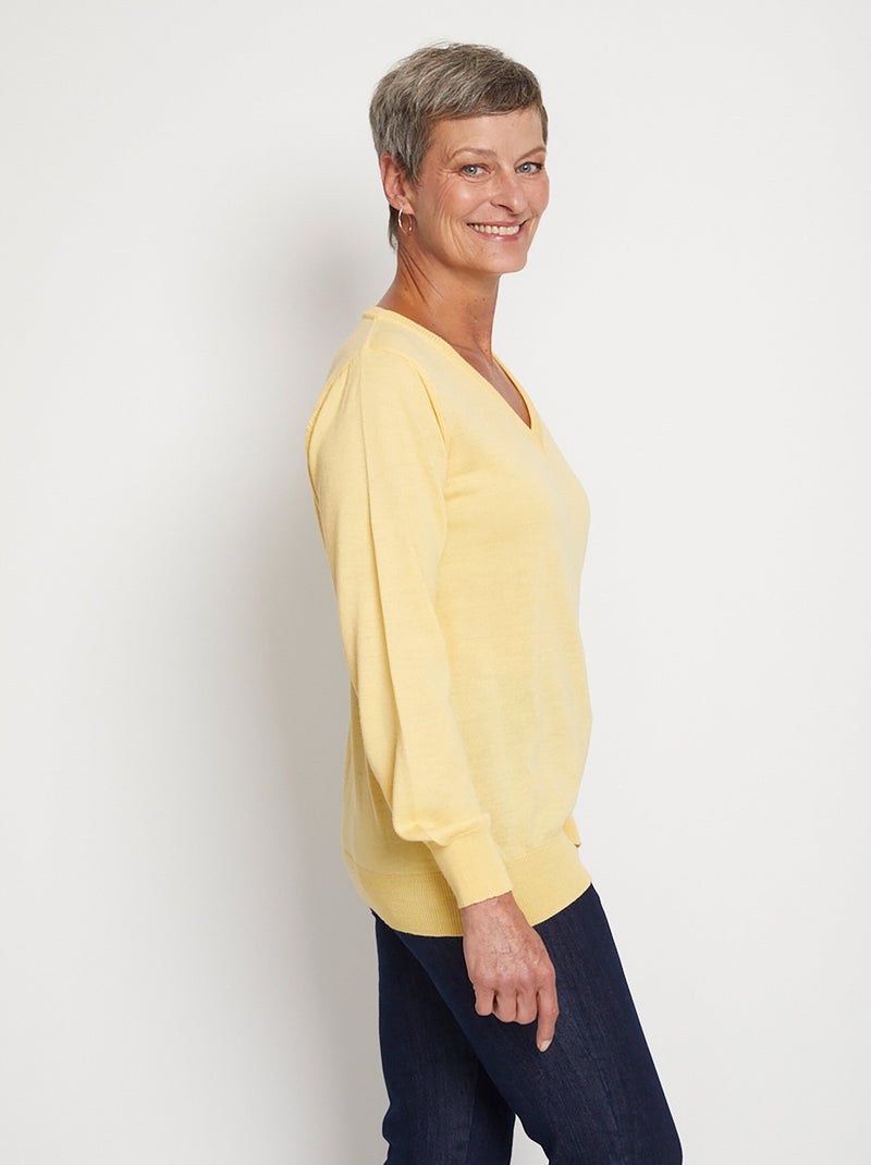 Pull court col V avec laine mérinos - Afibel Jaune - Kiabi