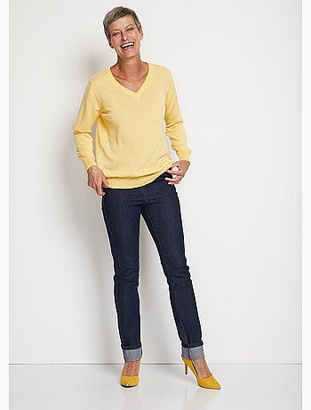 Pull court col V avec laine mérinos