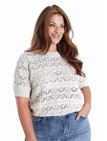 Pull court en crochet fantaisie