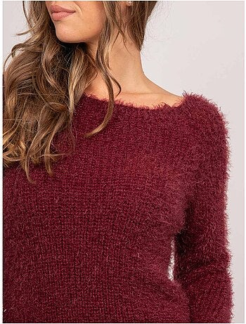 Pull court en maille poilue encolure dégagée kynaelle