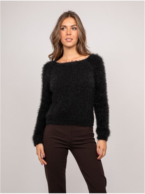 Pull court en maille poilue encolure dégagée kynaelle - Kiabi Pull court en maille poilue encolure dégagée kynaelle - Kiabi