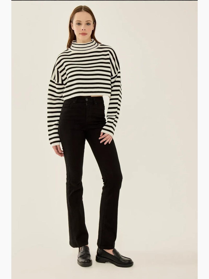 Pull court oversize à rayures et col roulé hiccup Noir - Kiabi