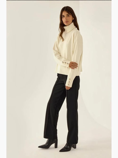 Pull crème épais avec détails de boutons dorés hiccup - Kiabi Pull crème épais avec détails de boutons dorés hiccup - Kiabi
