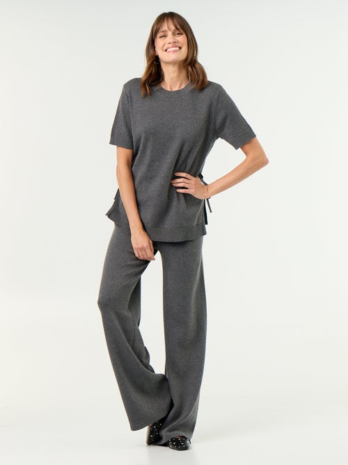 Pull de maternité manches courtes avec fentes lacées - Kiabi