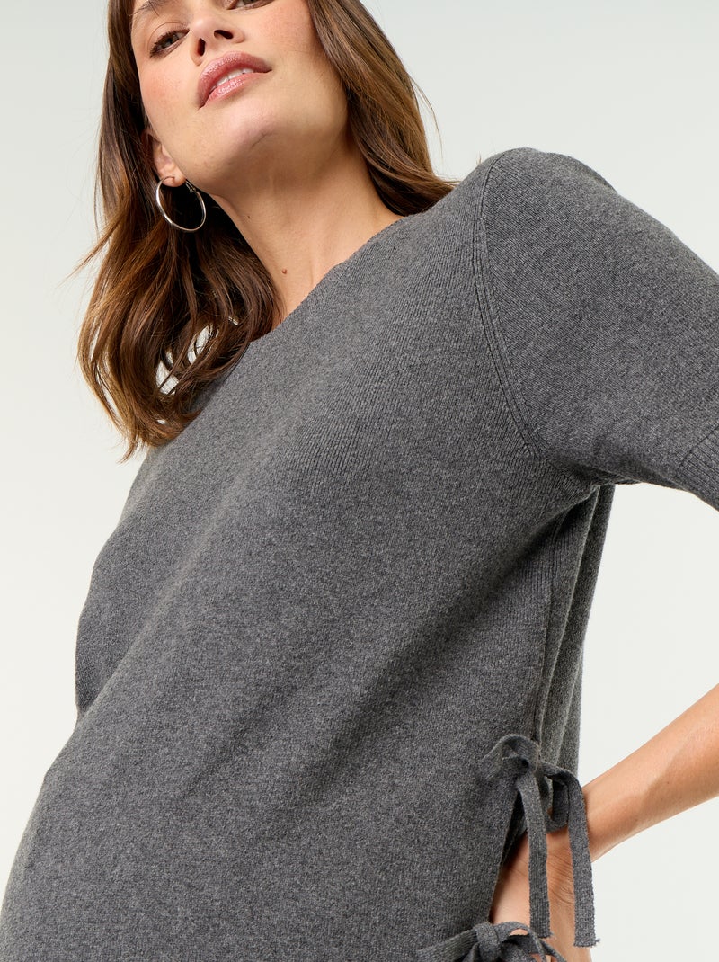 Pull de maternité manches courtes avec fentes lacées Gris - Kiabi