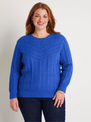 Pull doux ajouré boules col rond