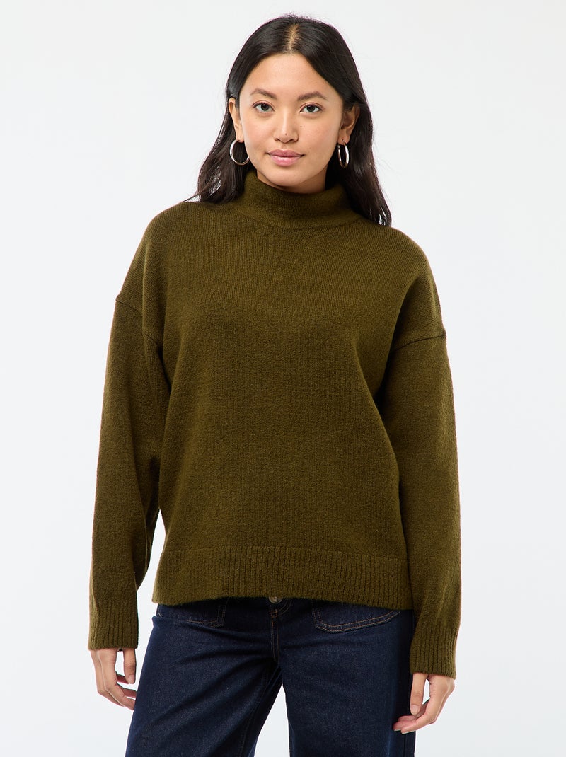 Pull doux avec fente bijou au dos Kaki - Kiabi