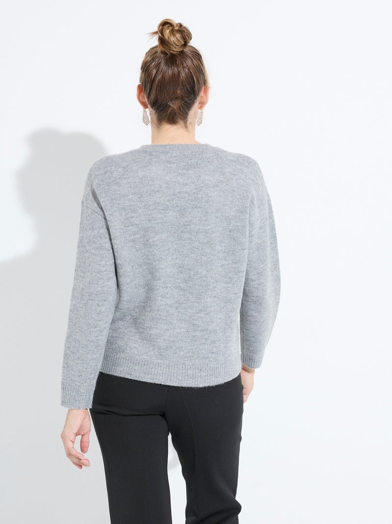 Pull doux col rond avec strass et sequins Gris - Kiabi