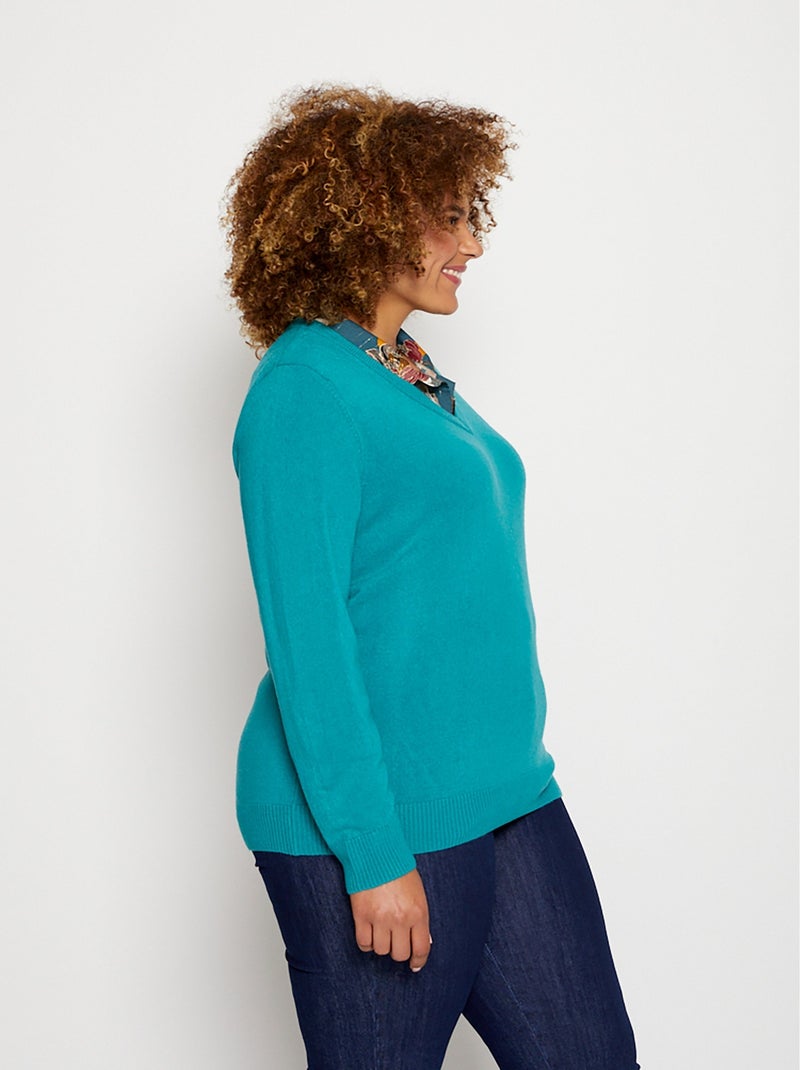 Pull doux col V manches longues Vert - Kiabi