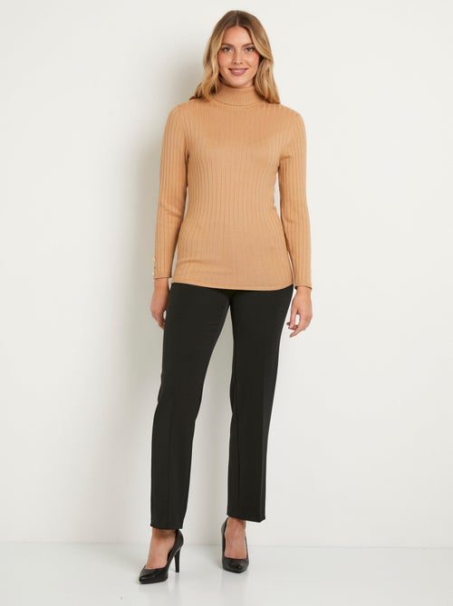 Pull doux côtelé court col roulé côtes plates - Afibel - Kiabi