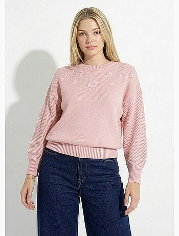Pull doux fleurs brodées col rond