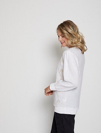 Pull doux scintillant col rond
