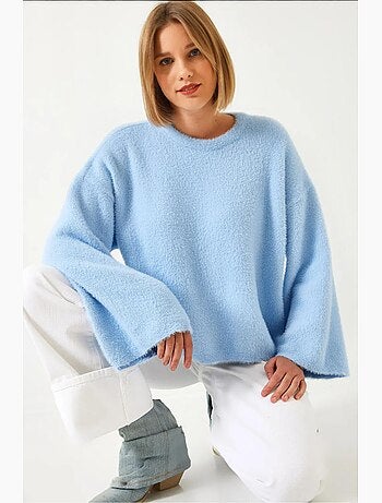 Pull doux surdimensionné à manches larges et duveteux lucci