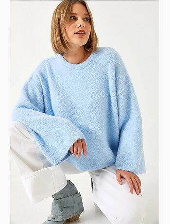 Pull doux surdimensionné à manches larges et duveteux lucci