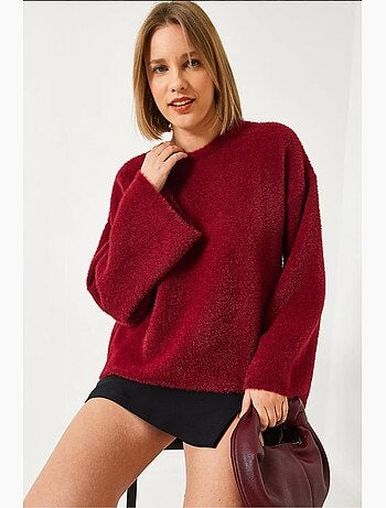 Pull doux surdimensionné à manches larges et duveteux lucci