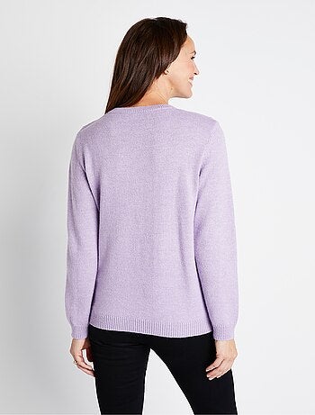 Pull doux uni brodé col rond manches longues