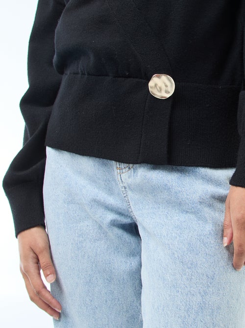 Pull effet gilet cache-coeur avec bouton doré - Kiabi