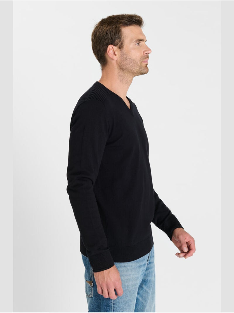 Pull ELIOS 'Le Temps Des Cerises' Noir - Kiabi