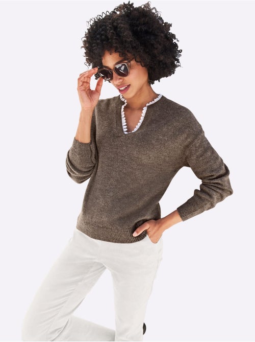 Pull Empiècement En Dentelle Délicat - Taille Standard - Helline - Kiabi Pull Empiècement En Dentelle Délicat - Taille Standard - Helline - Kiabi