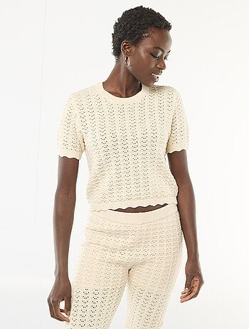 Pull en crochet à manches courtes