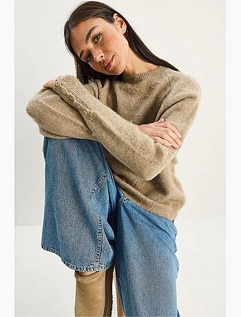 Pull en maille à col rond avec bouton lucci