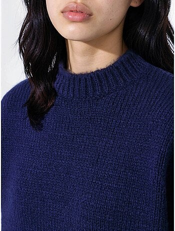 Pull en maille à col rond et coupe décontractée