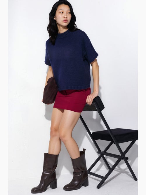 Pull en maille à col rond et coupe décontractée hiccup - Kiabi Pull en maille à col rond et coupe décontractée hiccup - Kiabi