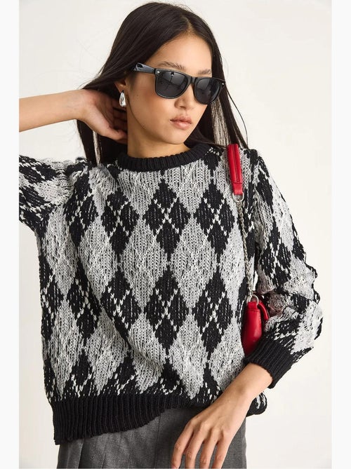 Pull en maille à col rond pour femme , motif losanges lucci - Kiabi Pull en maille à col rond pour femme , motif losanges lucci - Kiabi