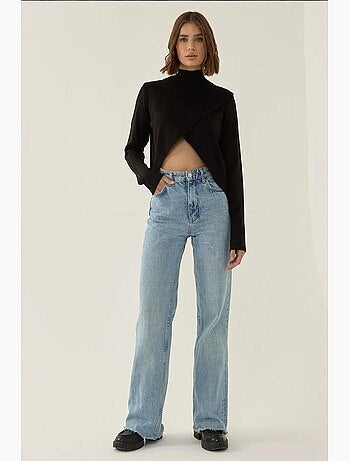 Pull en maille à col roulé asymétrique hiccup