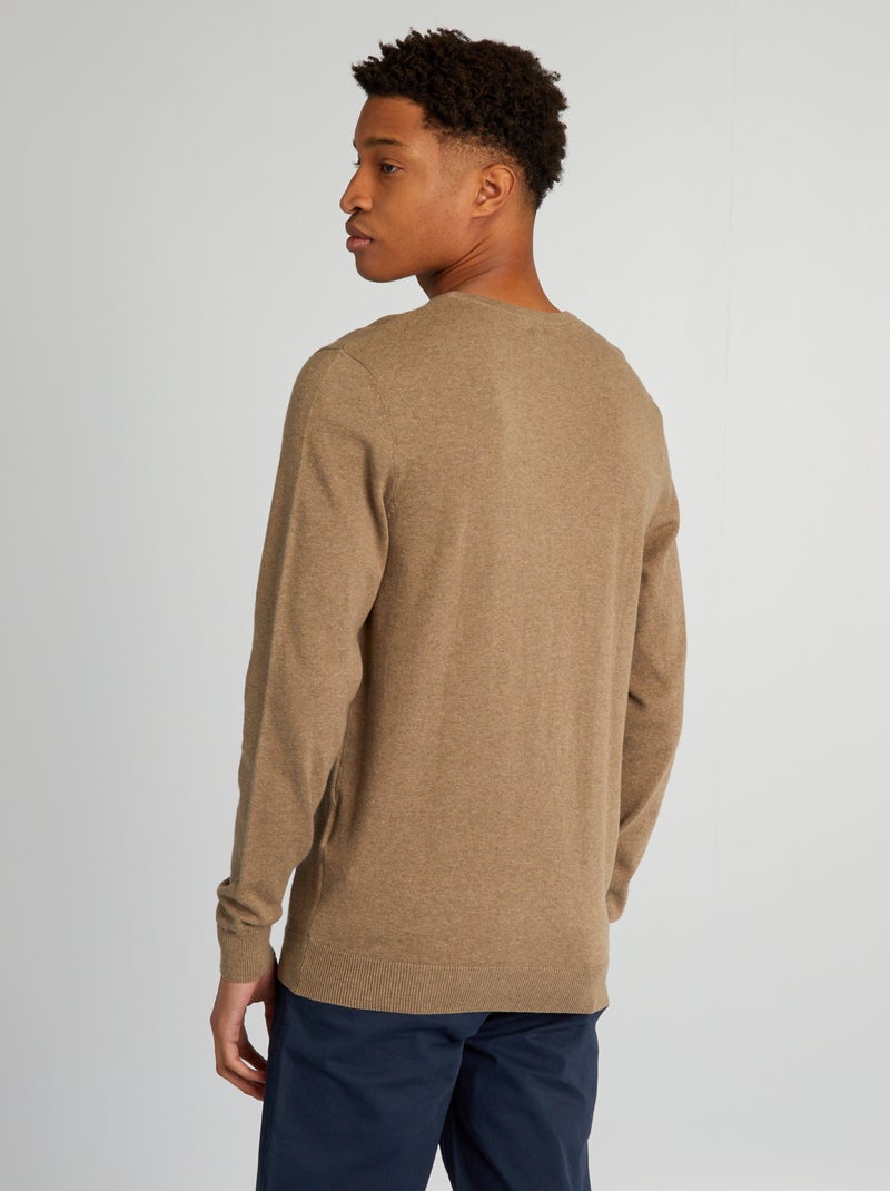 Pull en maille à col V + d'1m90 Beige - Kiabi