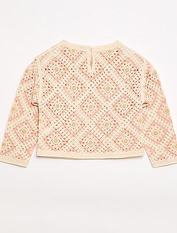 Pull en maille ajourée avec broderies fleurs