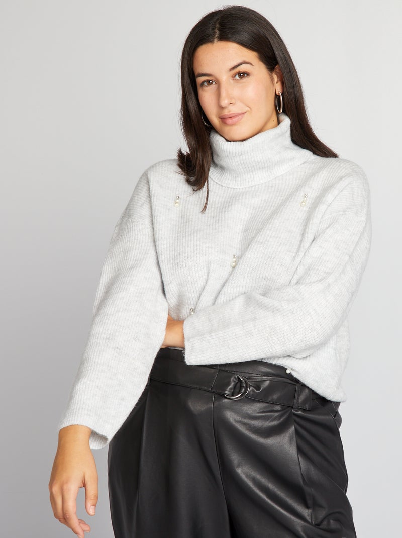 Pull en maille avec breloques Gris - Kiabi