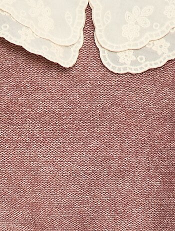 Pull en maille avec col claudine brodé