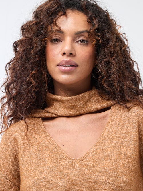 Pull en maille avec écharpe grosse jauge - Kiabi