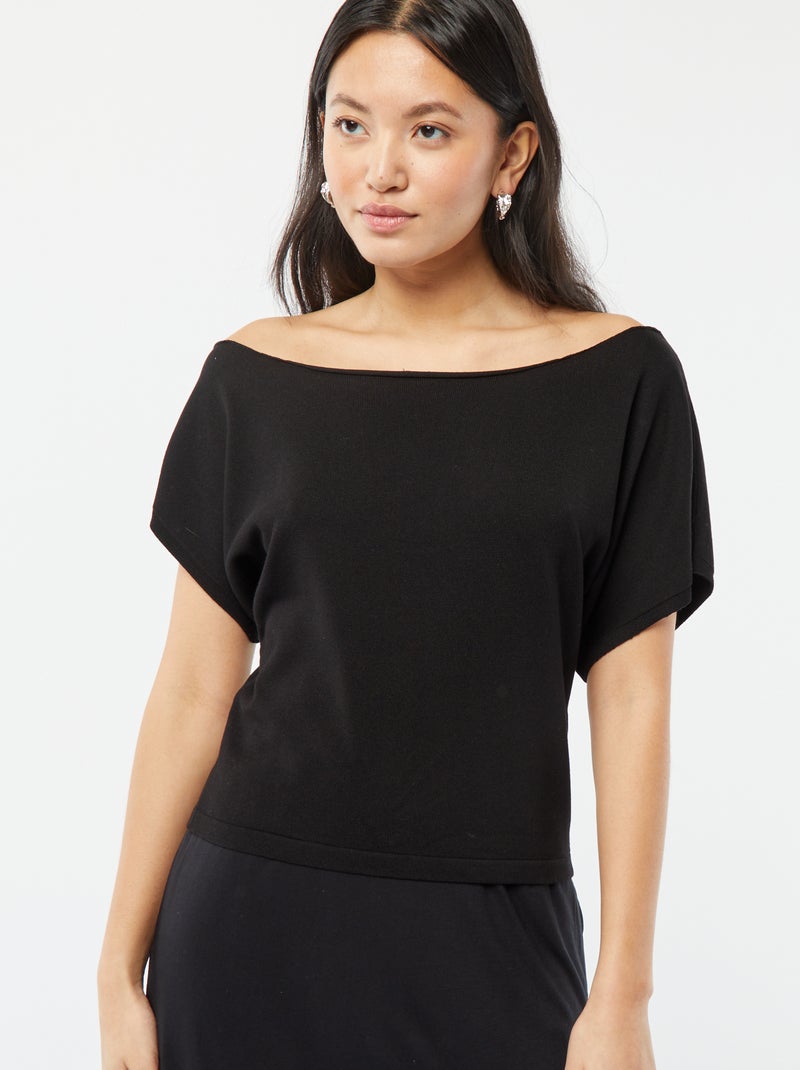 Pull en maille avec un col bateau et des manches courtes noir - Kiabi