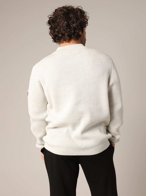 Pull en maille côtelé

 'Deeluxe' - Kiabi