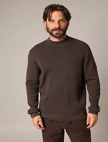 Pull en maille côtelé
'Deeluxe'