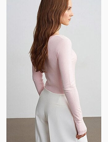 Pull en maille côtelée coupe slim à col v dilvin