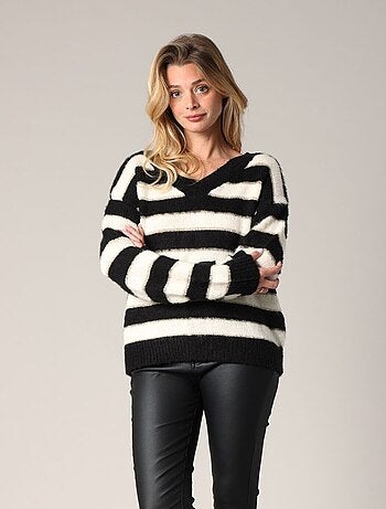 Pull en maille douce à larges rayures 'Deeluxe'