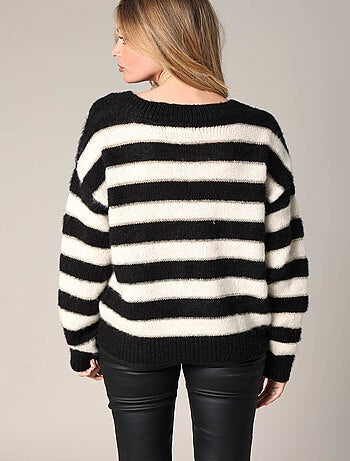 Pull en maille douce à larges rayures 'Deeluxe'