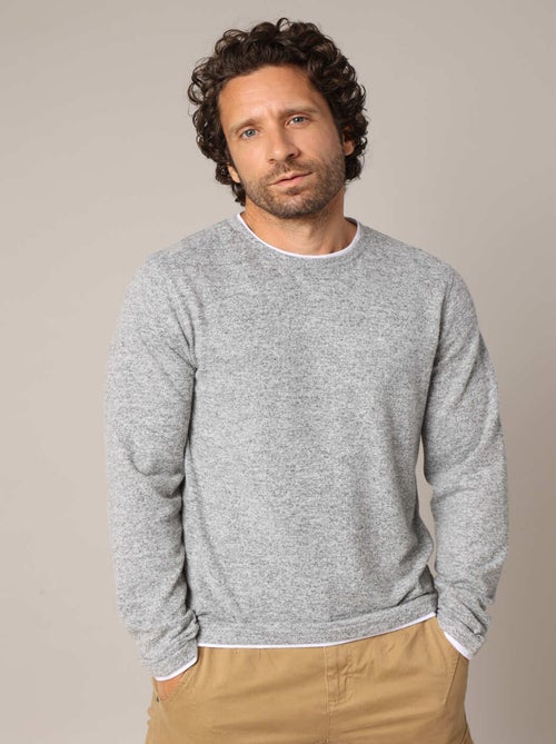 Pull en maille douce avec col rond contrasté et finitions soignées 'Deeluxe' - Kiabi