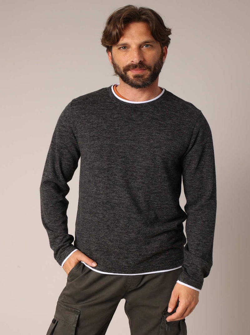 Pull en maille douce avec col rond contrasté et finitions soignées 'Deeluxe' Gris foncé - Kiabi