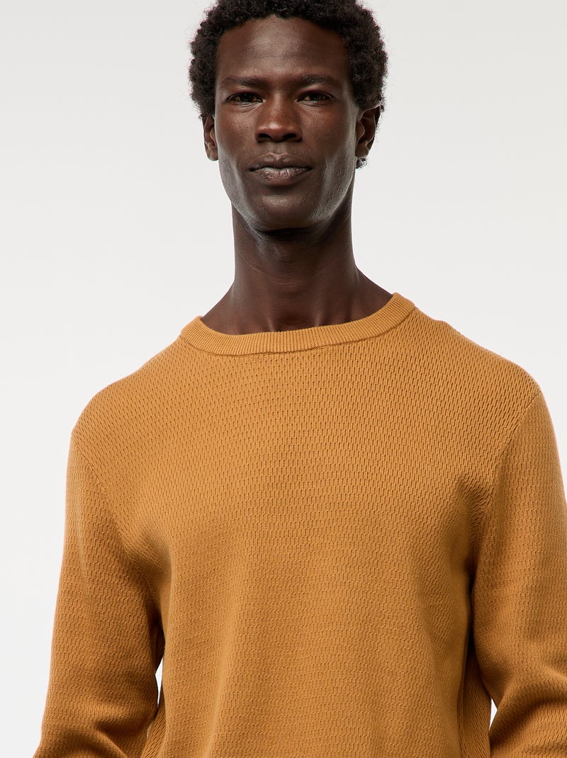 Pull en maille fantaisie à col rond Beige - Kiabi