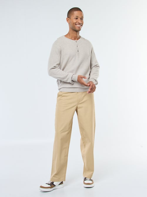 Pull en maille fantaisie à col rond boutonné - Kiabi