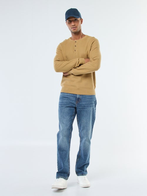 Pull en maille fantaisie à col rond boutonné - Kiabi Pull en maille fantaisie à col rond boutonné - Kiabi