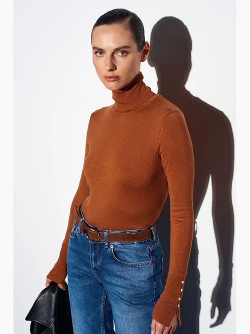 Pull en maille femme à col roulé et boutons dilvin - Kiabi Pull en maille femme à col roulé et boutons dilvin - Kiabi