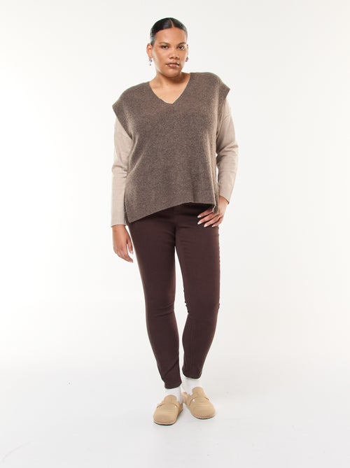Pull en maille fine avec col V - Kiabi Pull en maille fine avec col V - Kiabi