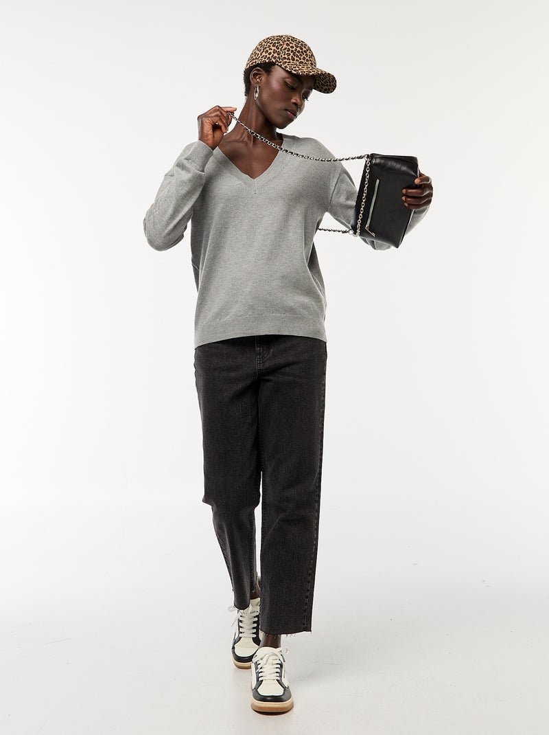 Pull en maille fine col V Gris - Kiabi