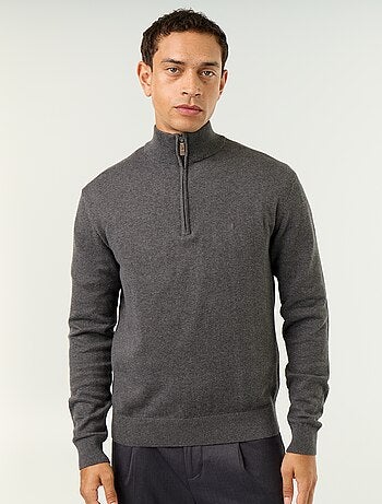Pull en maille fine jauge avec col camionneur