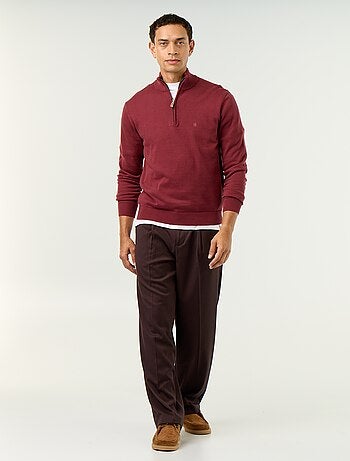 Pull en maille fine jauge avec col camionneur